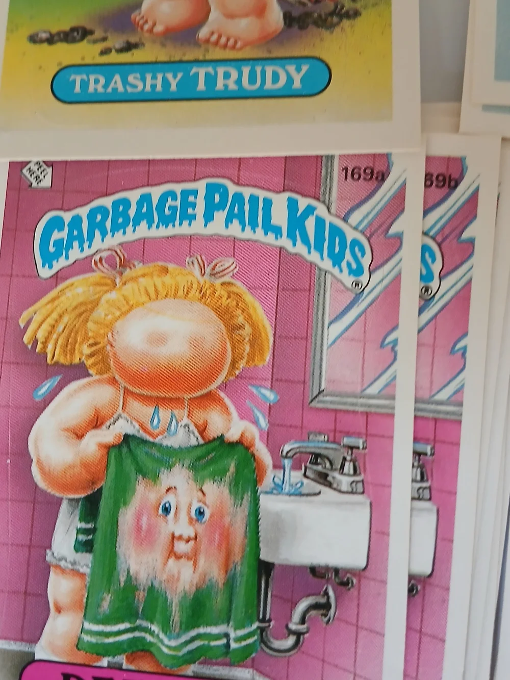 Garbage PAIL KIDS CARDS!